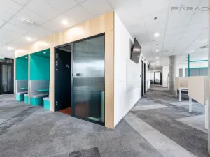 Pronájem kanceláře, Praha - Karlín, Rohanské nábřeží, 706 m2