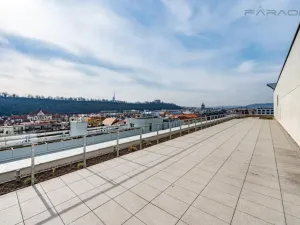 Pronájem kanceláře, Praha - Karlín, Rohanské nábřeží, 706 m2