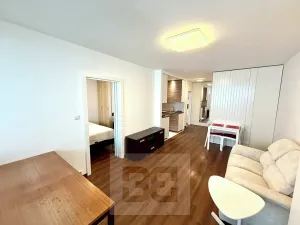 Pronájem bytu 2+kk, Praha - Horní Počernice, Pavlišovská, 56 m2