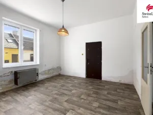 Prodej bytu 2+1, Dvůr Králové nad Labem, Heydukova, 68 m2