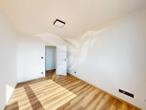 Pronájem bytu 2+1, Praha - Modřany, Krouzova, 43 m2