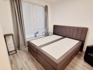 Pronájem bytu 2+kk, Praha, Huppnerova, 54 m2