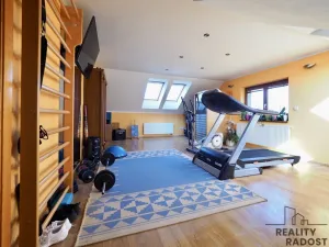 Prodej rodinného domu, Hradečno, 340 m2