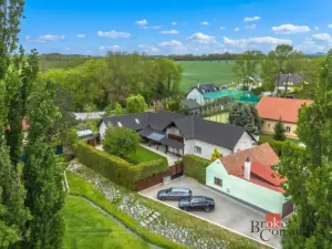 Prodej rodinného domu, Zlonín, U Rybníka, 291 m2
