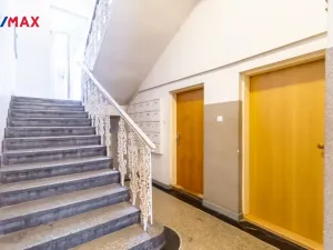 Pronájem bytu 1+kk, Praha - Žižkov, Cimburkova, 30 m2