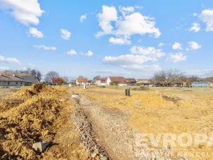 Prodej pozemku pro bydlení, Zvěstovice, 758 m2