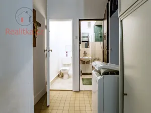 Prodej bytu 2+1, Praha - Vršovice, Jerevanská, 61 m2