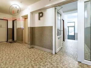 Prodej bytu 2+1, Praha - Vršovice, Jerevanská, 61 m2