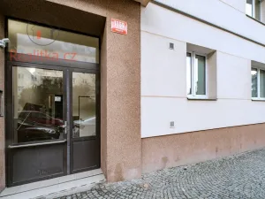 Prodej bytu 2+1, Praha - Vršovice, Jerevanská, 61 m2