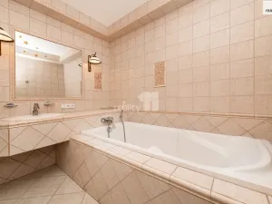 Pronájem bytu 2+kk, Praha - Vršovice, Smolenská, 78 m2