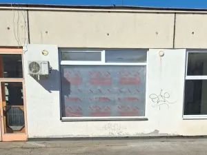 Pronájem obchodního prostoru, Česká Lípa, Okružní, 8 m2