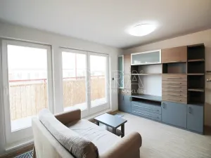 Pronájem bytu 1+kk, Praha, 31 m2