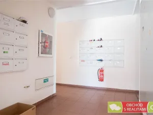 Pronájem bytu 1+kk, Hostivice, Zimní, 31 m2