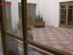 Pronájem kanceláře, Hradec Králové, Malé náměstí, 22 m2