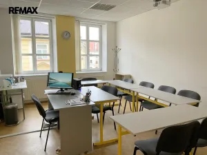Pronájem kanceláře, Hradec Králové, Malé náměstí, 22 m2