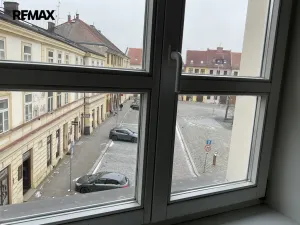 Pronájem kanceláře, Hradec Králové, Malé náměstí, 22 m2