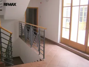 Pronájem kanceláře, Hradec Králové, Malé náměstí, 22 m2
