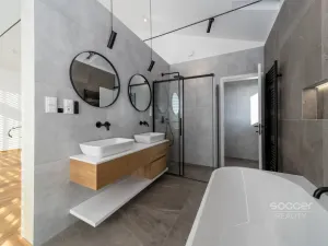 Prodej rodinného domu, Předboj, K Parku, 200 m2