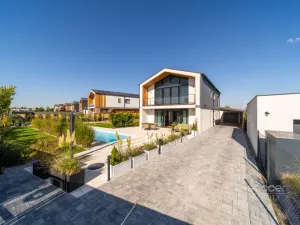Prodej rodinného domu, Předboj, K Parku, 285 m2