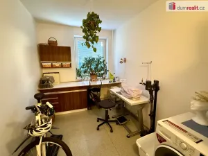 Prodej bytu 4+1, Karlovy Vary - Dvory, 1. máje, 60 m2