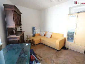 Prodej bytu 2+1, Karlovy Vary, nábřeží Jana Palacha, 63 m2