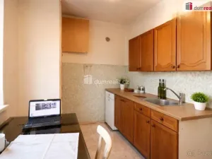 Prodej bytu 2+1, Karlovy Vary, nábřeží Jana Palacha, 63 m2