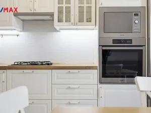 Prodej bytu 2+1, Karlovy Vary, Koptova, 78 m2