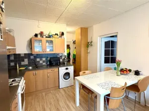 Pronájem bytu 1+1, Cheb, Stavbařů, 37 m2