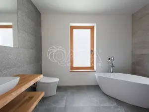 Prodej rodinného domu, Statenice, Nad Vinicí, 270 m2