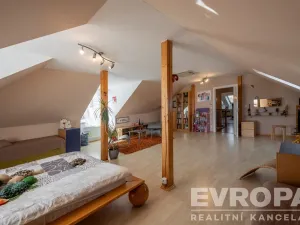 Prodej rodinného domu, Psáry, Pod Skalkou, 363 m2