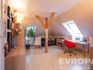 Prodej rodinného domu, Psáry, Pod Skalkou, 363 m2