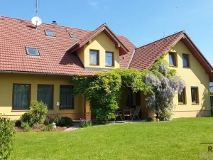 Prodej ubytování, Jesenice, Vestecká, 395 m2