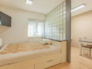 Pronájem bytu 2+1, Praha - Strašnice, Strančická, 49 m2