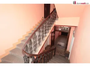 Pronájem bytu 1+1, Praha - Smíchov, Nádražní, 46 m2