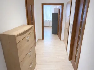 Pronájem bytu 2+kk, Praha - Horní Počernice, V javorech, 55 m2