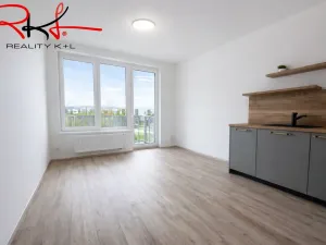 Pronájem bytu 1+kk, Praha - Dolní Měcholupy, Honzíkova, 30 m2