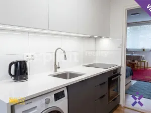 Prodej bytu 1+kk, Otrokovice, Školní, 30 m2