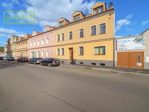 Prodej bytu 1+1, Karlovy Vary, Jabloňová, 38 m2