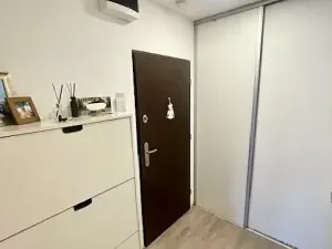 Prodej bytu 2+kk, Praha - Košíře, Dubrovnická, 40 m2