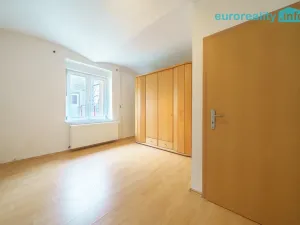 Prodej bytu 3+1, Karlovy Vary, Blahoslavova, 82 m2
