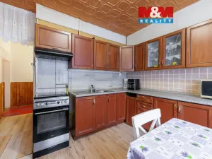 Prodej bytu 3+1, Nejdek, Jiráskova, 76 m2