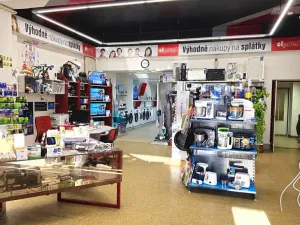 Pronájem obchodního prostoru, Letovice, Masarykovo náměstí, 20 m2