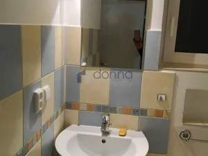 Pronájem bytu 2+kk, Praha, Thámova, 55 m2