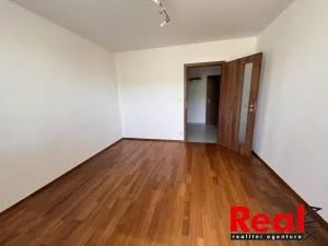 Pronájem bytu 2+1, Brno - Slatina, Bučovická, 60 m2