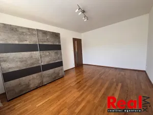 Pronájem bytu 2+1, Brno - Slatina, Bučovická, 60 m2