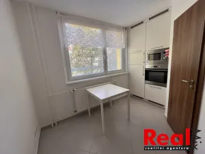 Pronájem bytu 2+1, Brno - Slatina, Bučovická, 60 m2