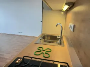 Pronájem bytu 2+kk, Praha - Krč, Točitá, 44 m2