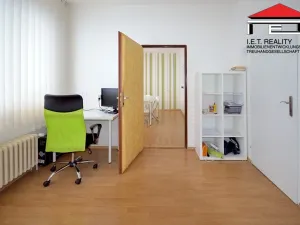 Pronájem kanceláře, Praha - Nové Město, Zlatnická, 23 m2