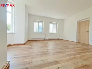 Pronájem bytu 2+kk, Police nad Metují, Masarykovo náměstí, 47 m2