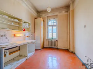 Prodej bytu 2+1, Opava - Předměstí, Komenského, 81 m2